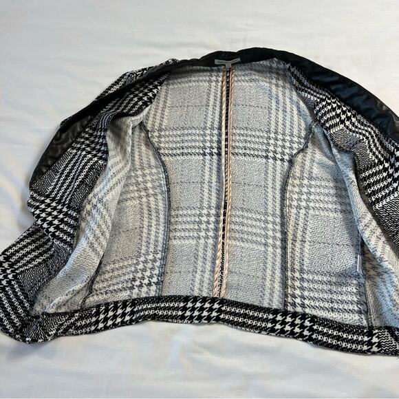 Charlotte Russe Women's Large Plaid Black Leather Collar Open Cardigan - Picture 5 of 7